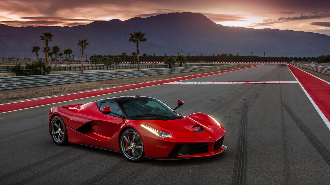 1366x768 Ferrari Hd Laferrari Race Track Wallpaper