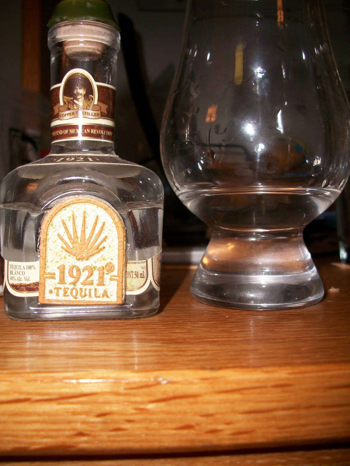 1921 Reposado Tequila With Glass Wallpaper