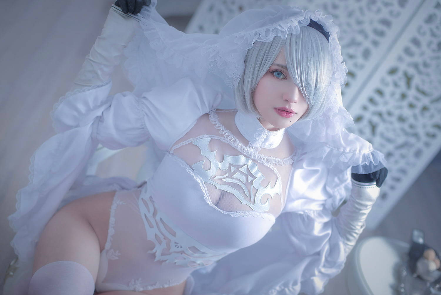 2b Woman Beautiful Cosplay Wallpaper