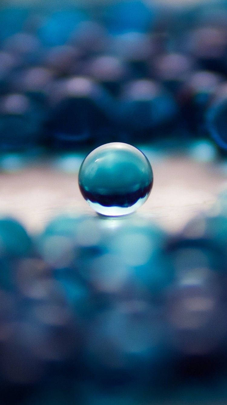 3d Iphone Glass Sphere Wallpaper