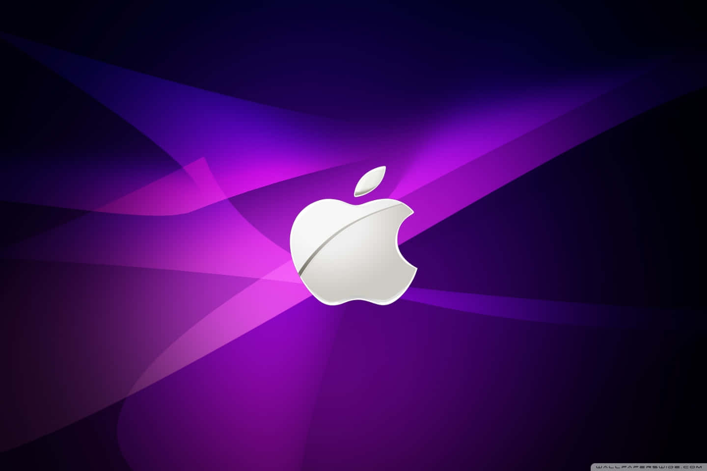 4k Apple With Purple Wallpaper