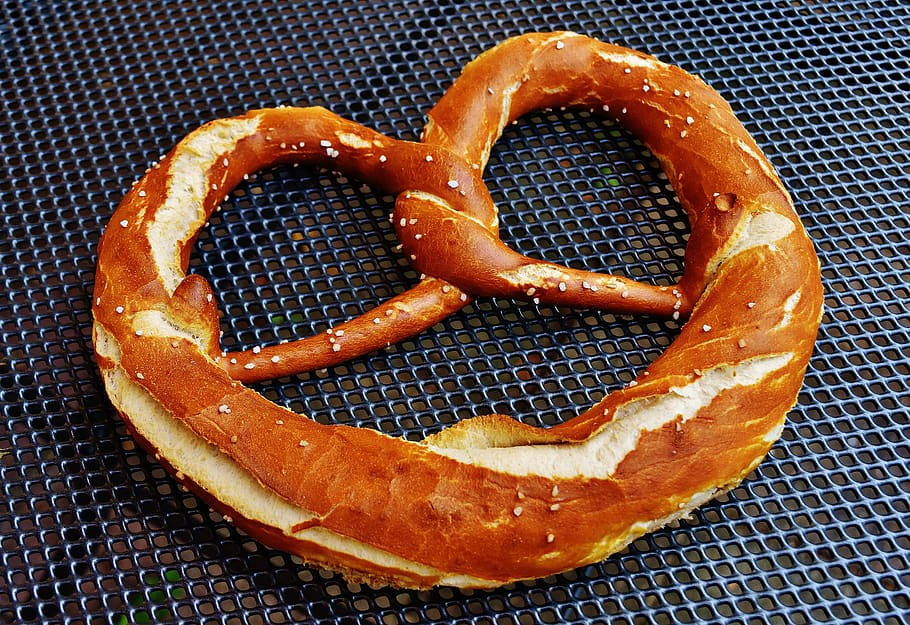 A Pretzel Fresh From The Oven Wallpaper