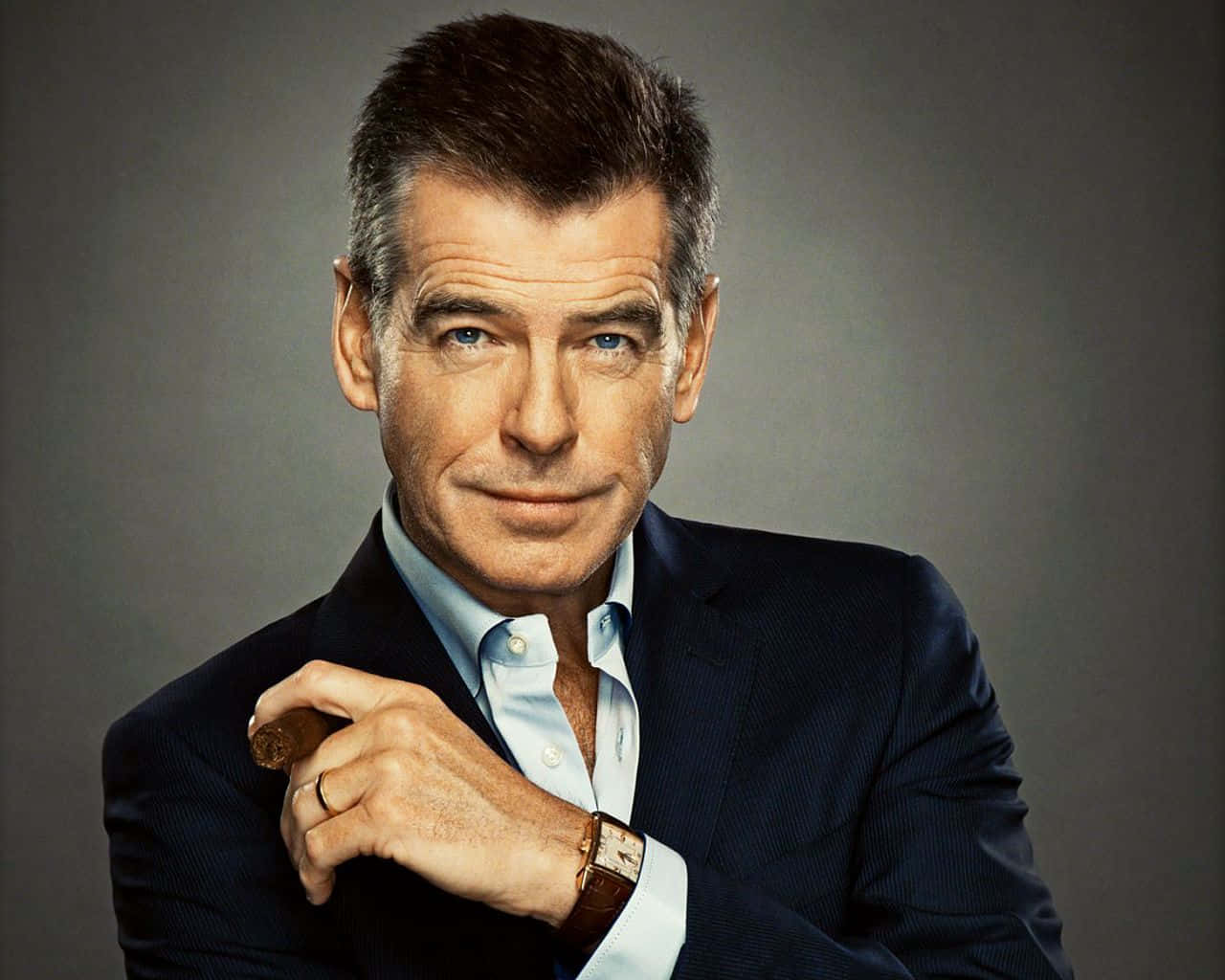 Actor Pierce Brosnan Wallpaper