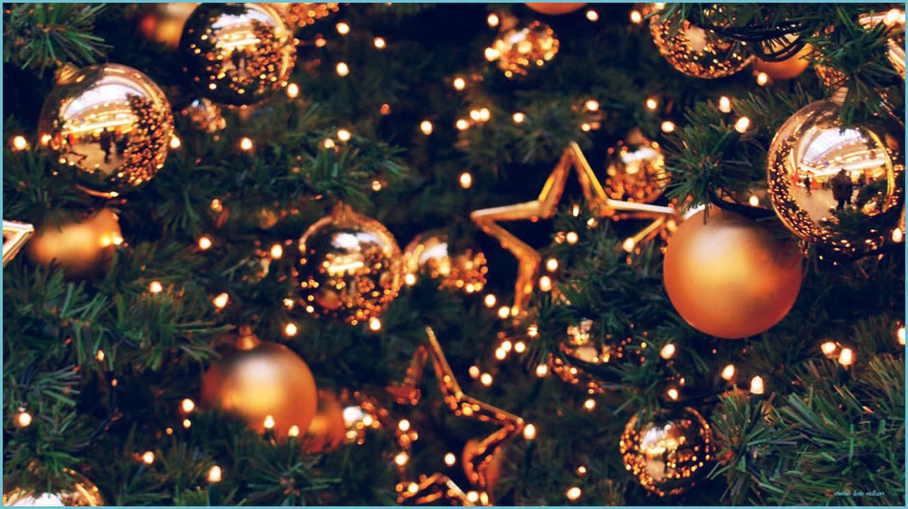 Aesthetic Christmas Gold Ornaments Laptop Wallpaper