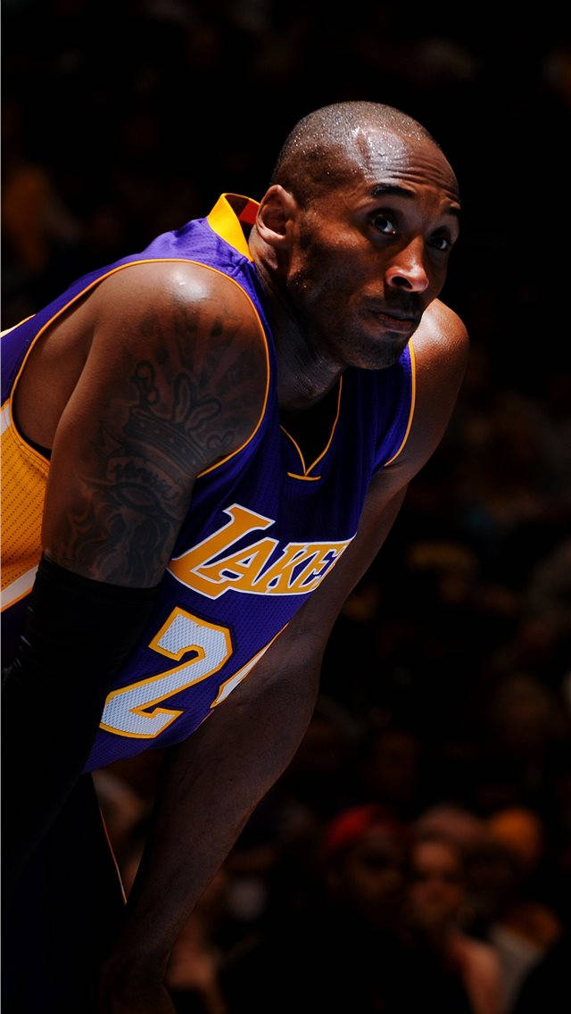 Aesthetic Kobe Bryant Side Profie Wallpaper