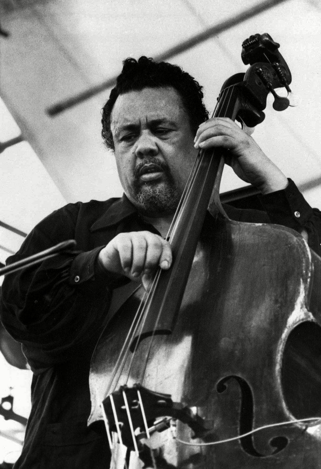 Alluring Bassist Charles Mingus Wallpaper