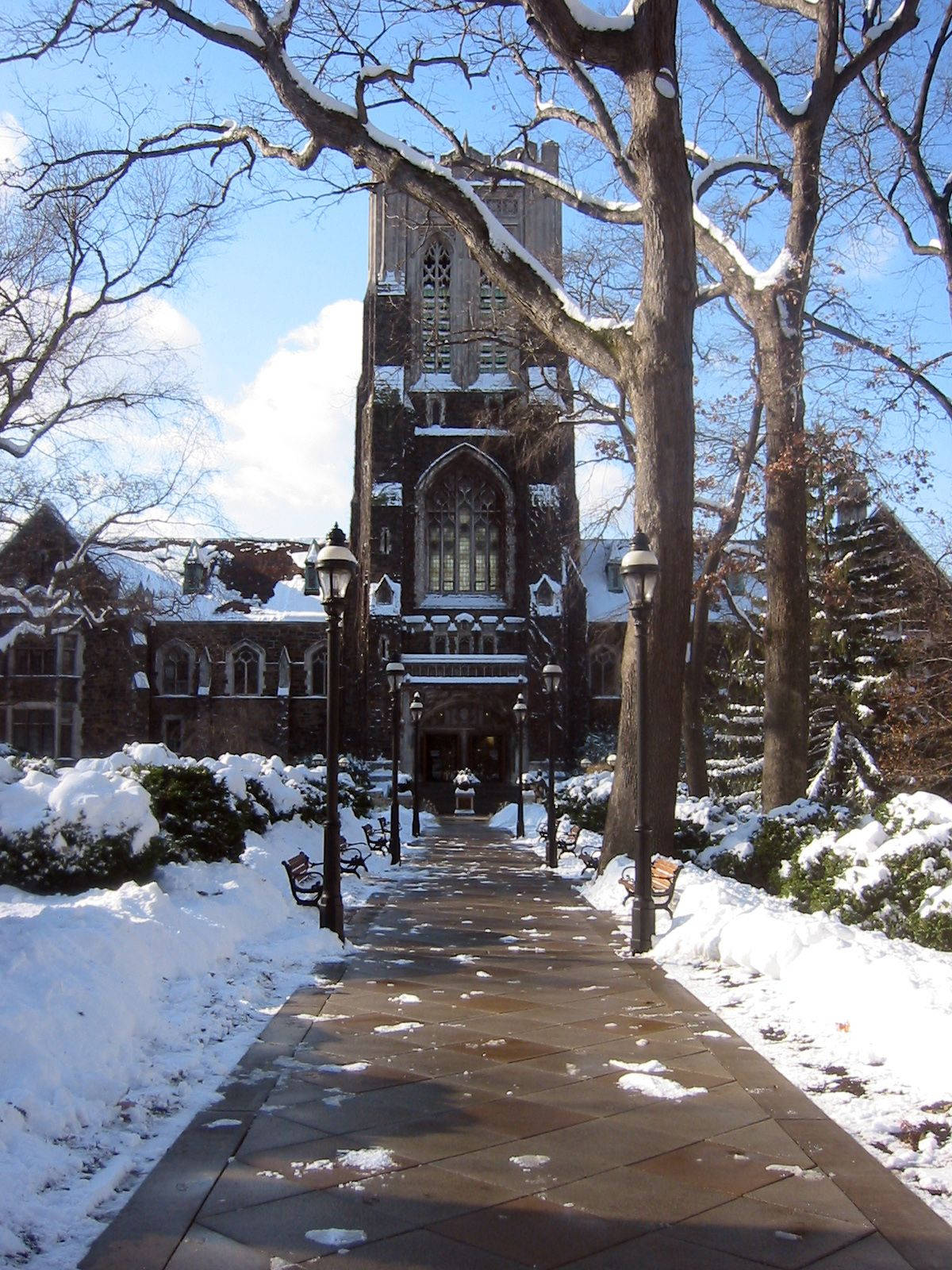 Alumni Memorial Building During Winter Wallpaper