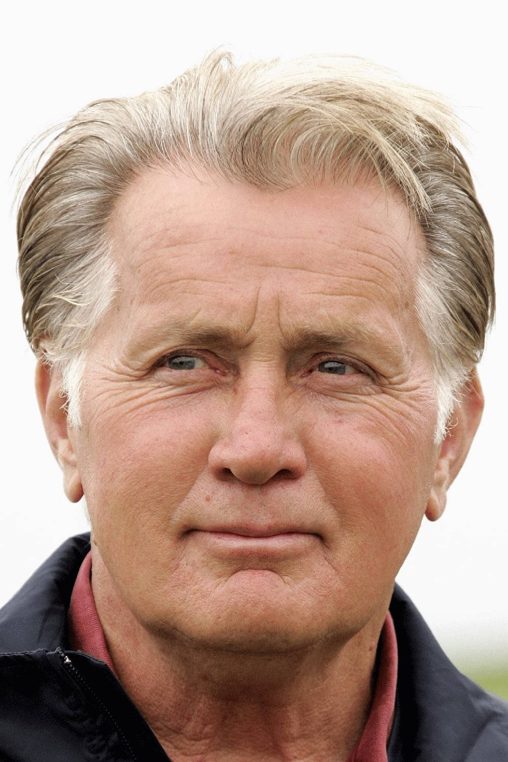 American Actor Martin Sheen Tight Shot Wallpaper