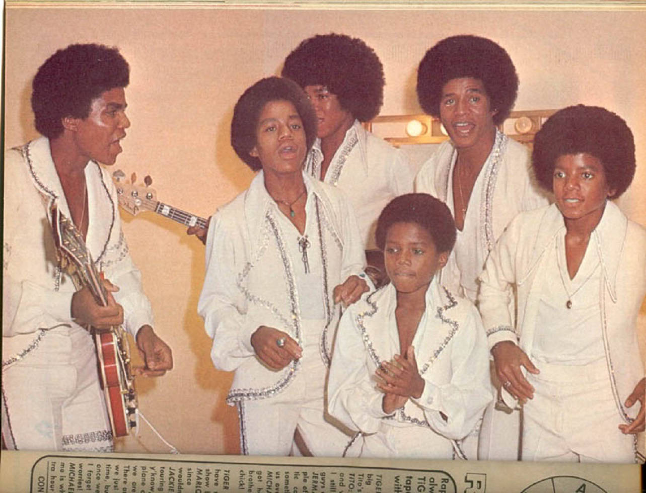 American Pop Band Jackson 5 At The Michael Jackson Center Wallpaper