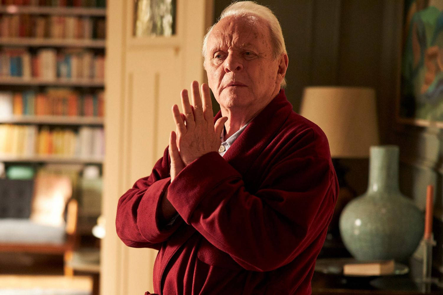 Anthony Hopkins In Sleepwear Wallpaper