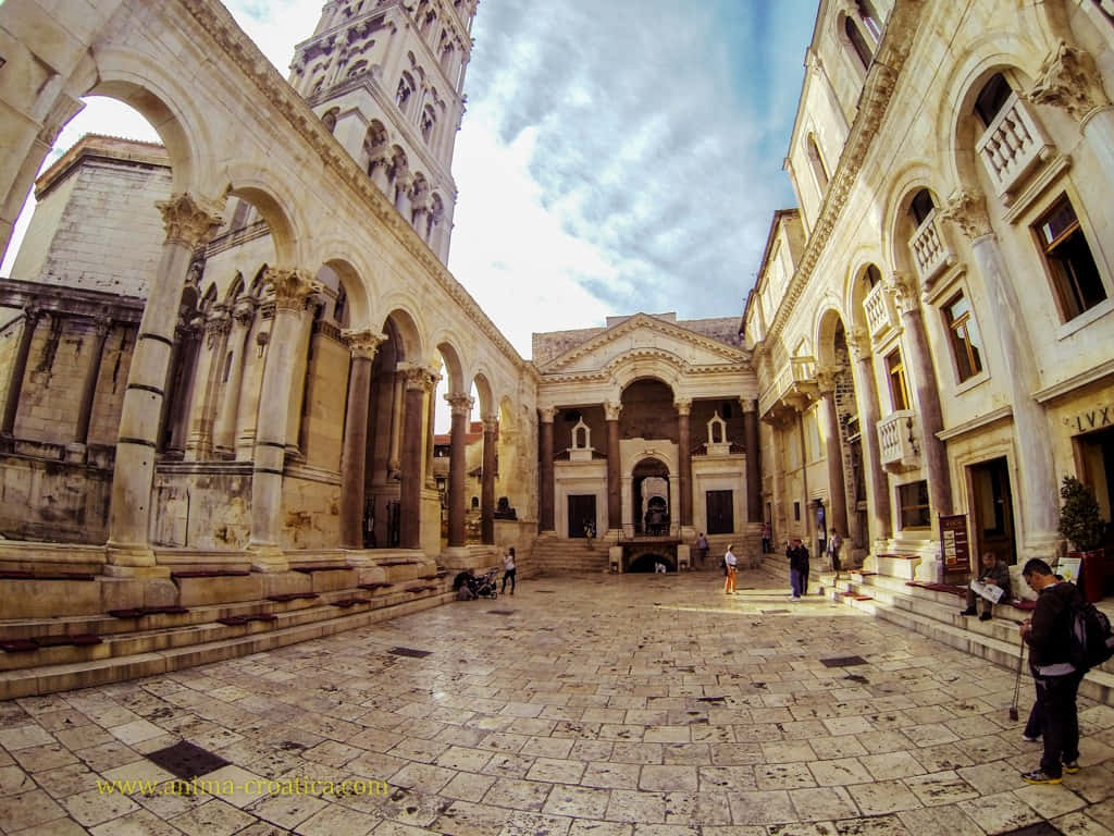 Astonishing Diocletians Palace In Croatia Wallpaper
