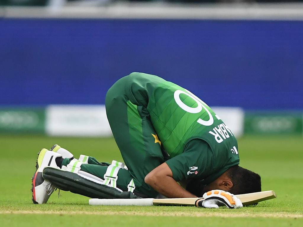 Babar Azam On His Knees Wallpaper