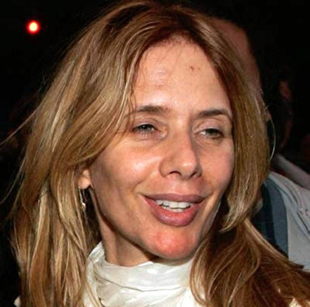 Beautiful Rosanna Arquette Closeup Angle Shot Wallpaper