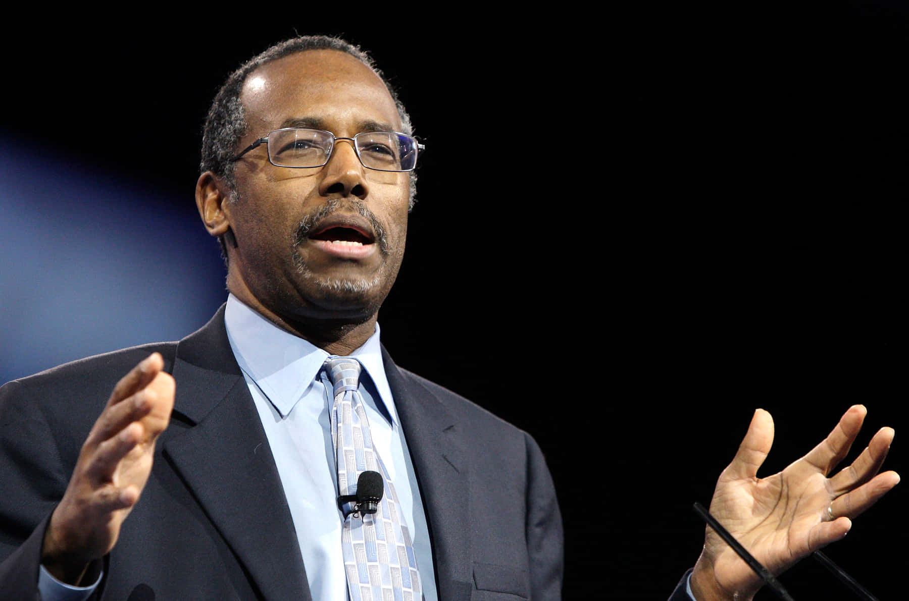 Ben Carson Speaking With Lapel Mic Wallpaper