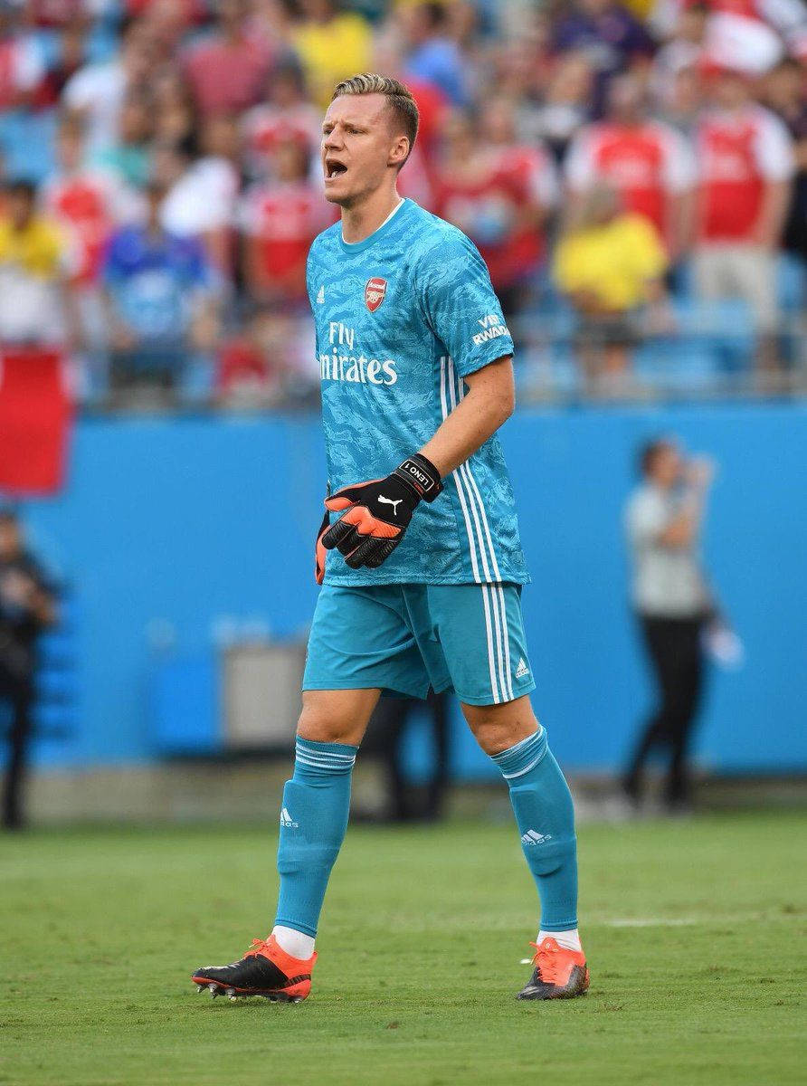 Bernd Leno In Action In Light Blue Jersey Wallpaper