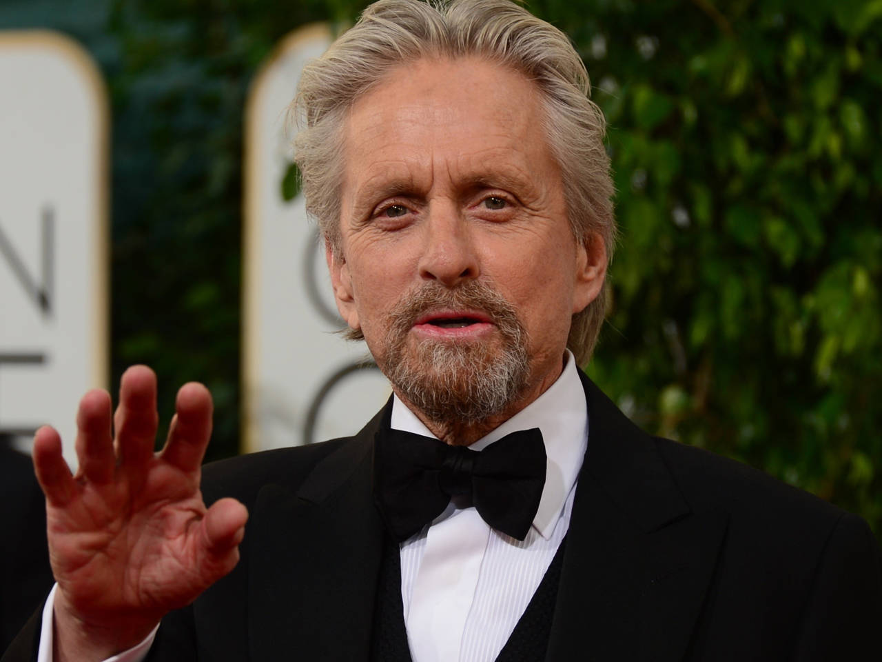 Best Actor Michael Douglas Wallpaper