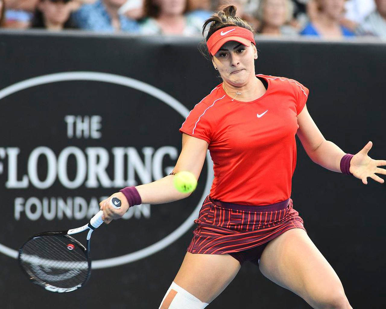 Bianca Andreescu Wearing Red Wallpaper