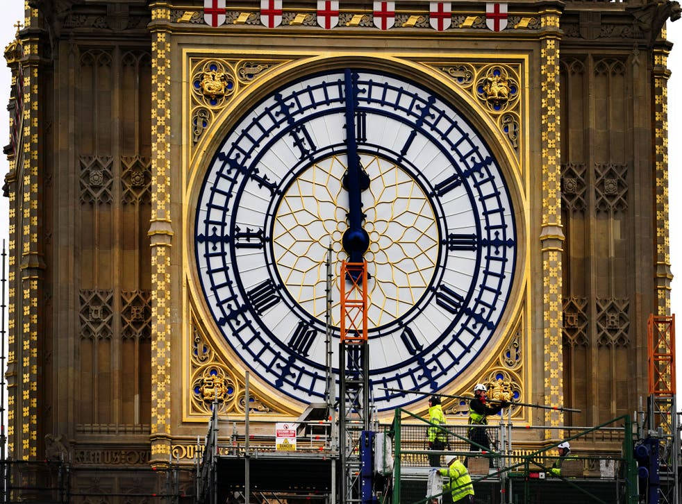 Big Ben Lined Up Wallpaper