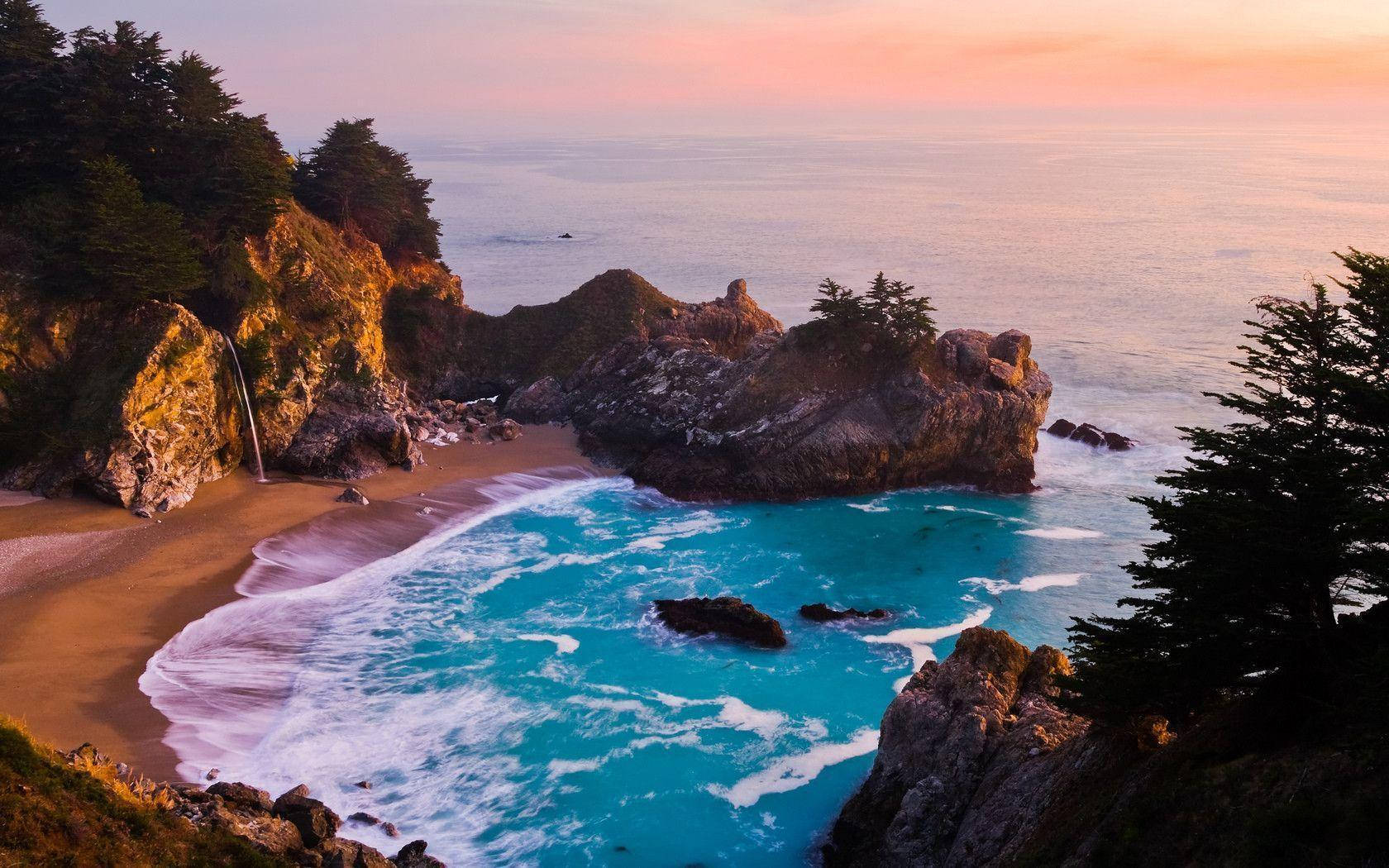 Big Sur Mcway Falls At Golden Hour Wallpaper