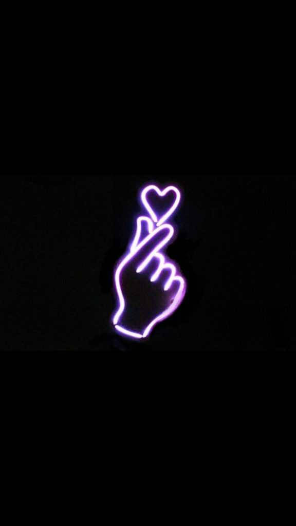 Black And Purple Aesthetic Finger Heart Wallpaper