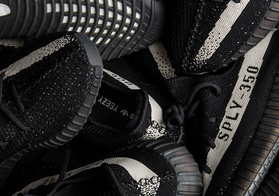 Black And White Adi Yeezy Boost Wallpaper