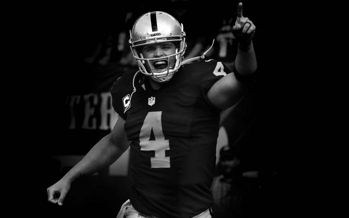 Black And White Derek Carr Pointing Wallpaper