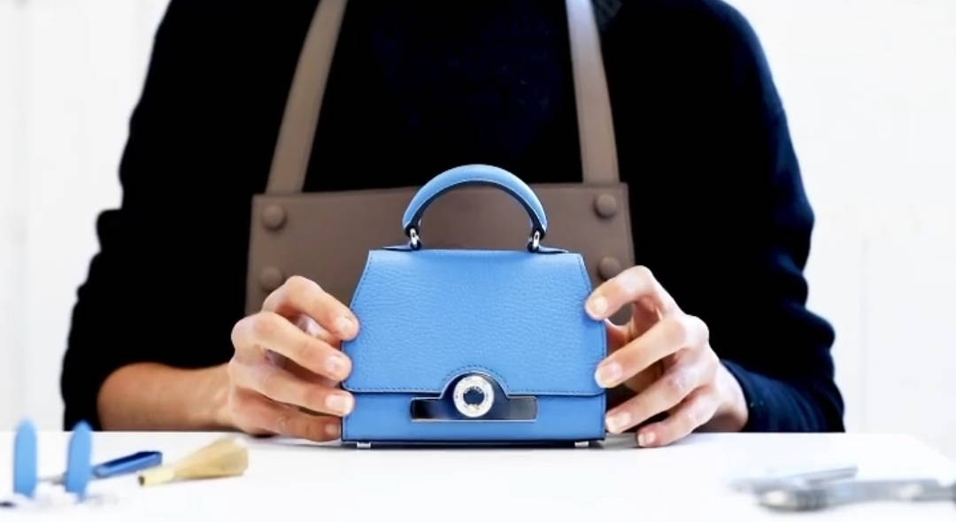 Blue Moynat Rejane Hand Bag Wallpaper