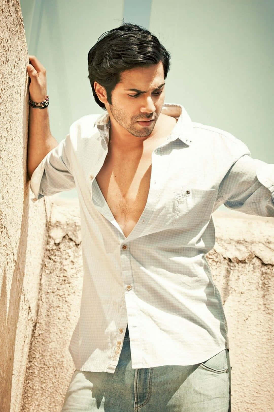 Bollywood Hero Varun Dhawan Top Indian Actor Wallpaper