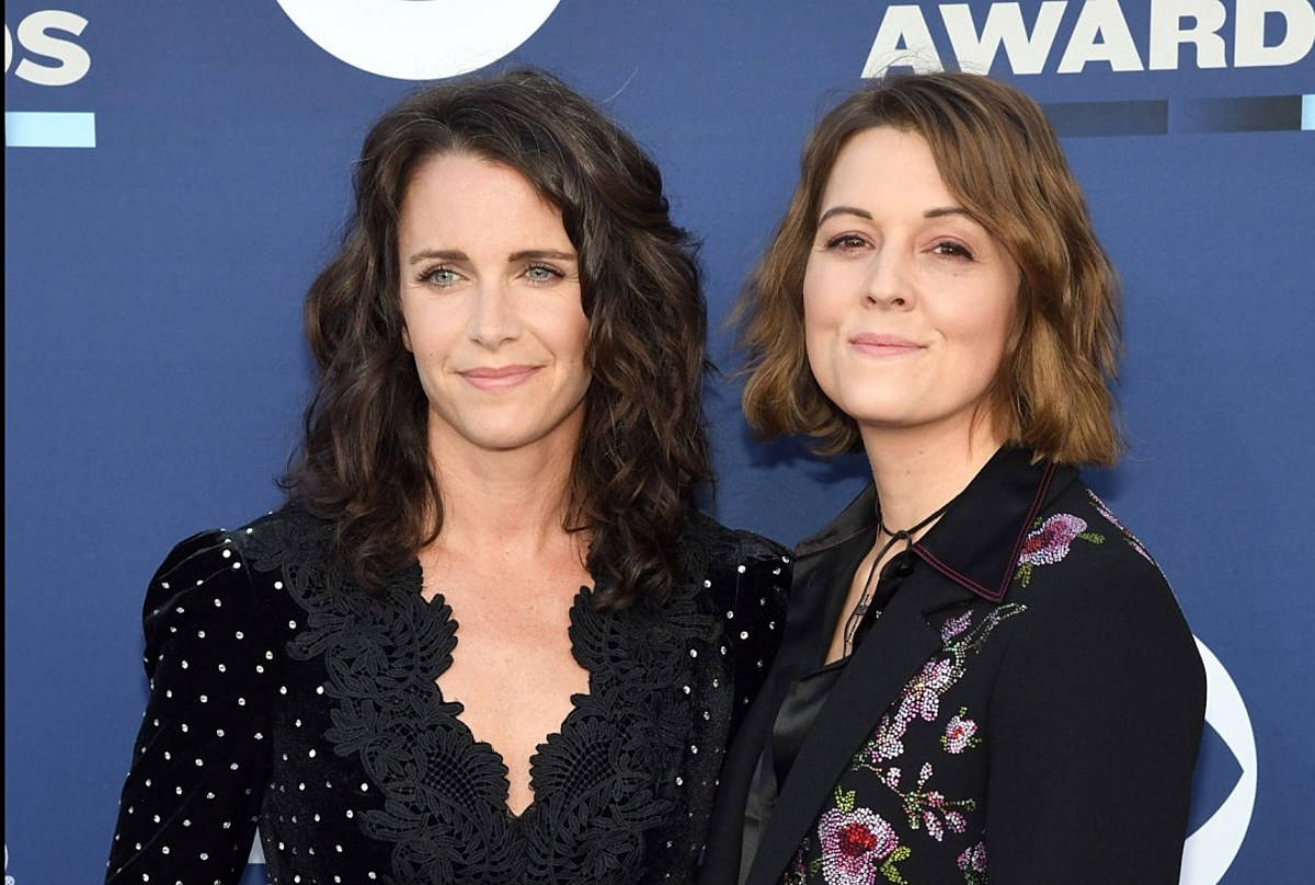 Brandi Carlile With Wife Wallpaper