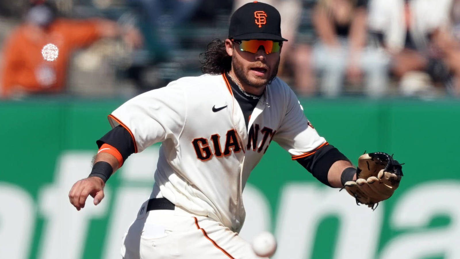 Brandon Crawford Ready To Catch A Ball Wallpaper