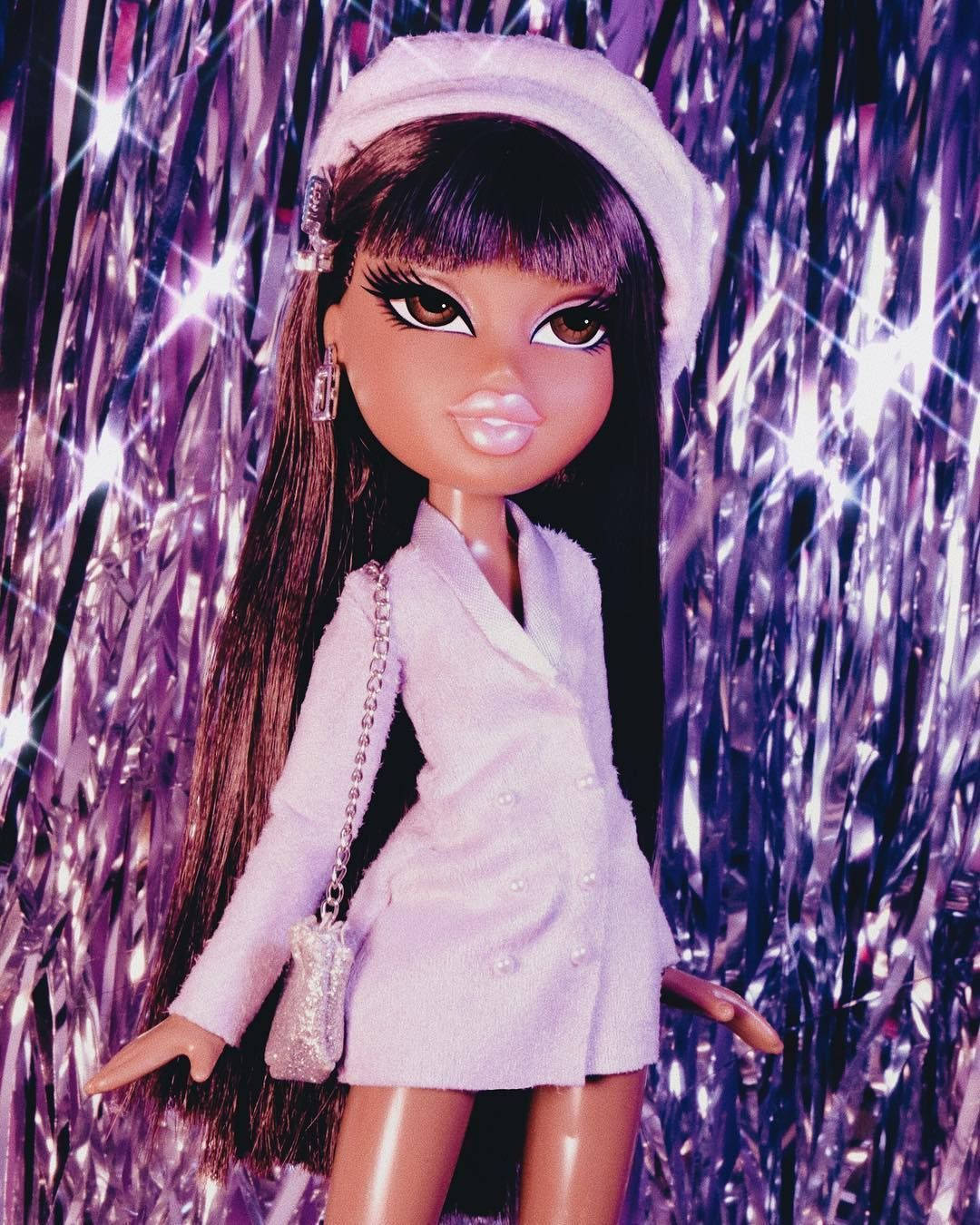 Bratz Dolls Having A Blast! Wallpaper