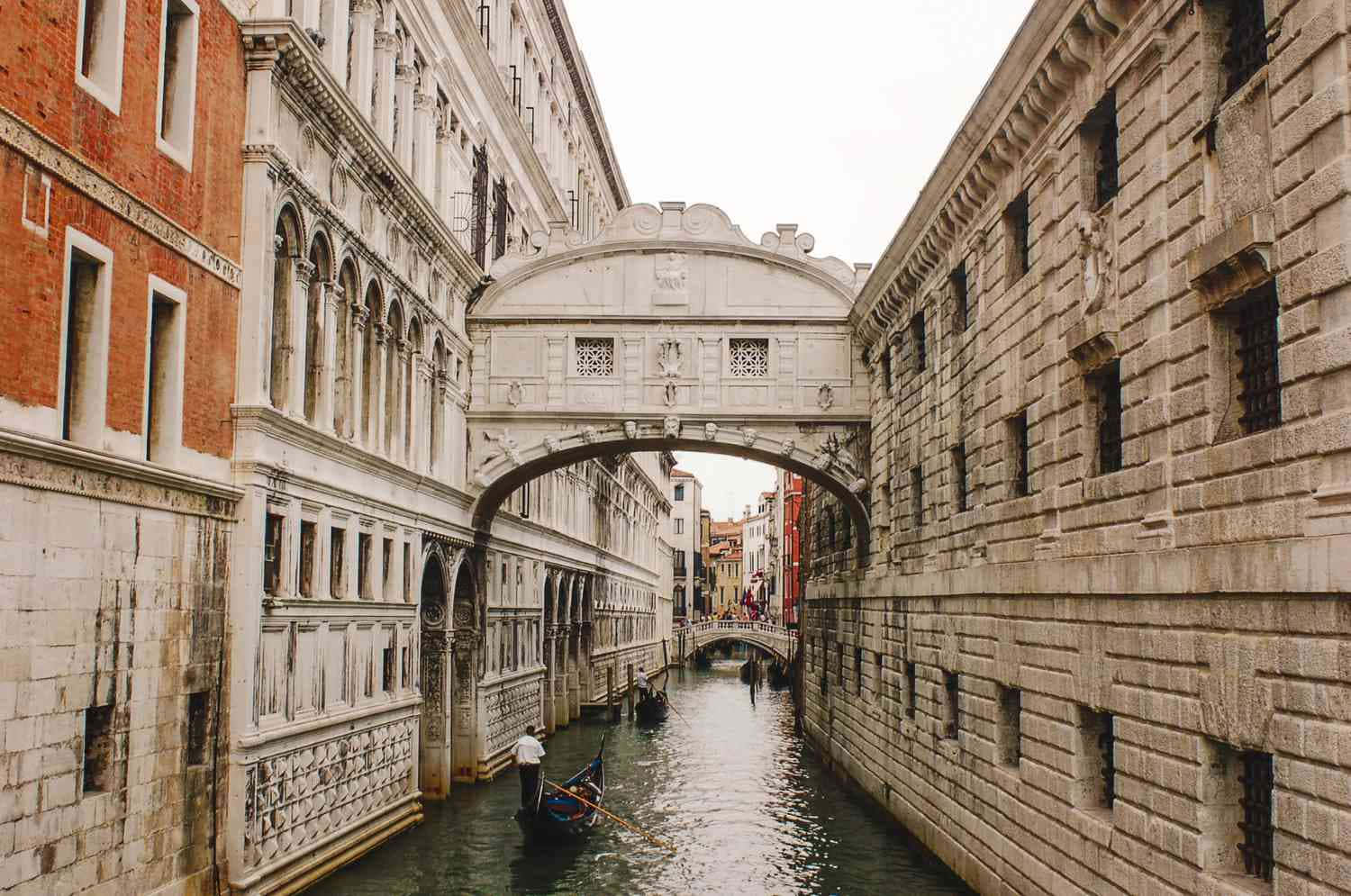 Bridge Of Sighs Taylor Mcintyre Wallpaper
