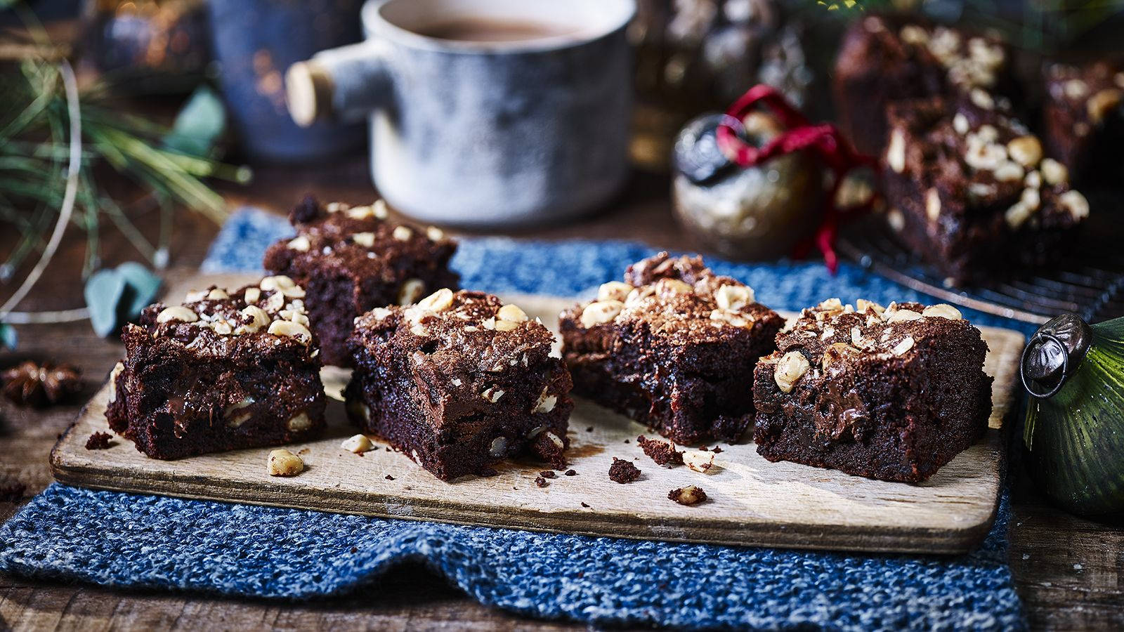 Brownies With Blue Cloth Wallpaper