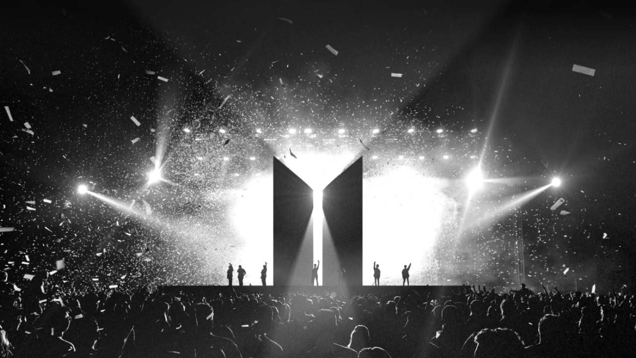 Bts Concert With Bts Logo Silhouette Wallpaper