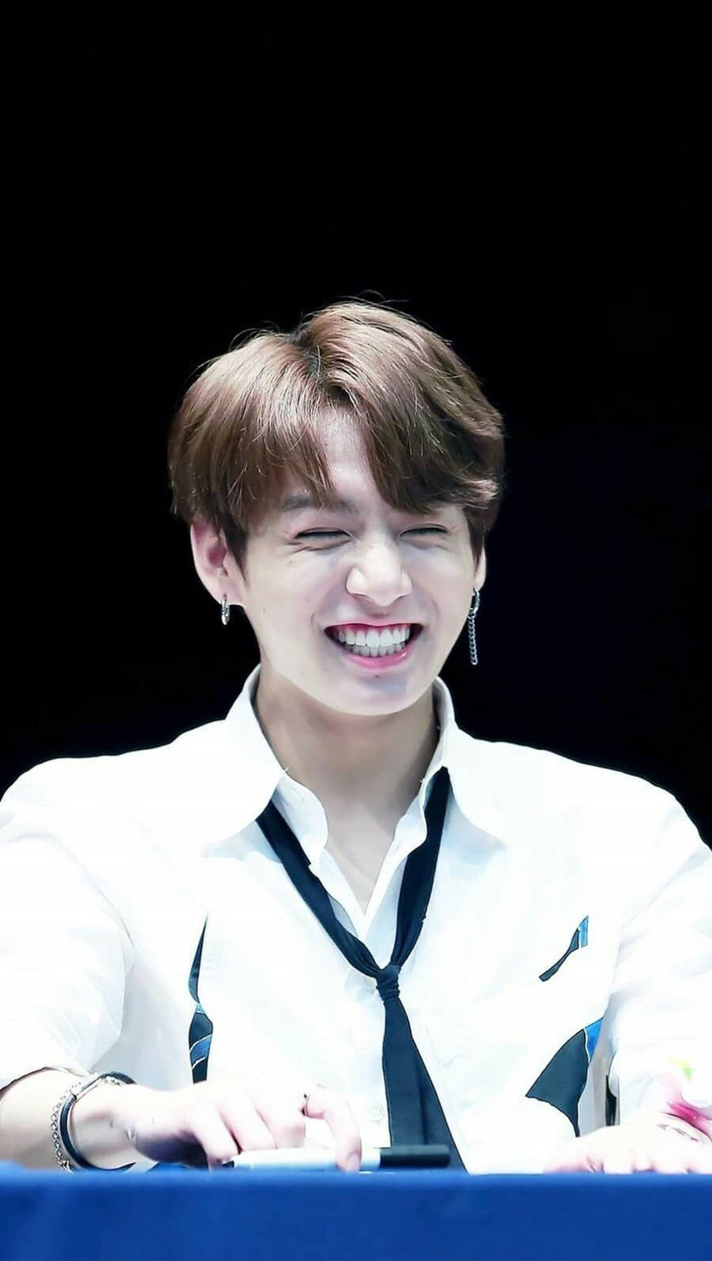 Bts Jk Cute Bunny Smile Wallpaper