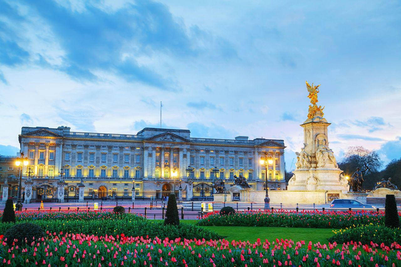 Buckingham Palace Sunset Garden Wallpaper