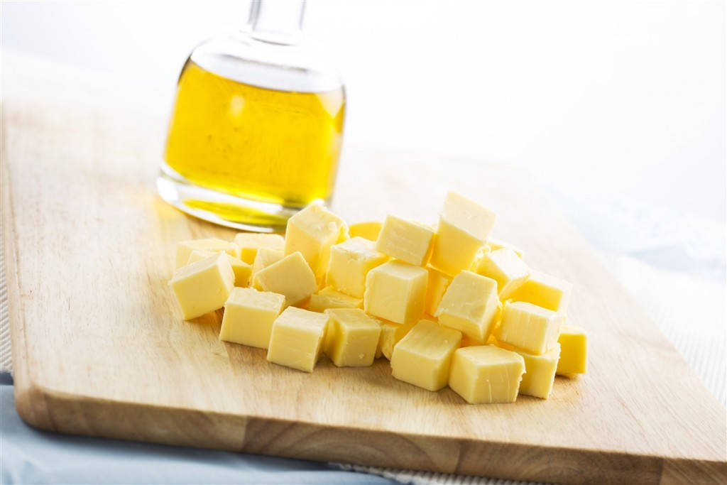 Butter Chunks With Olive Oil Wallpaper