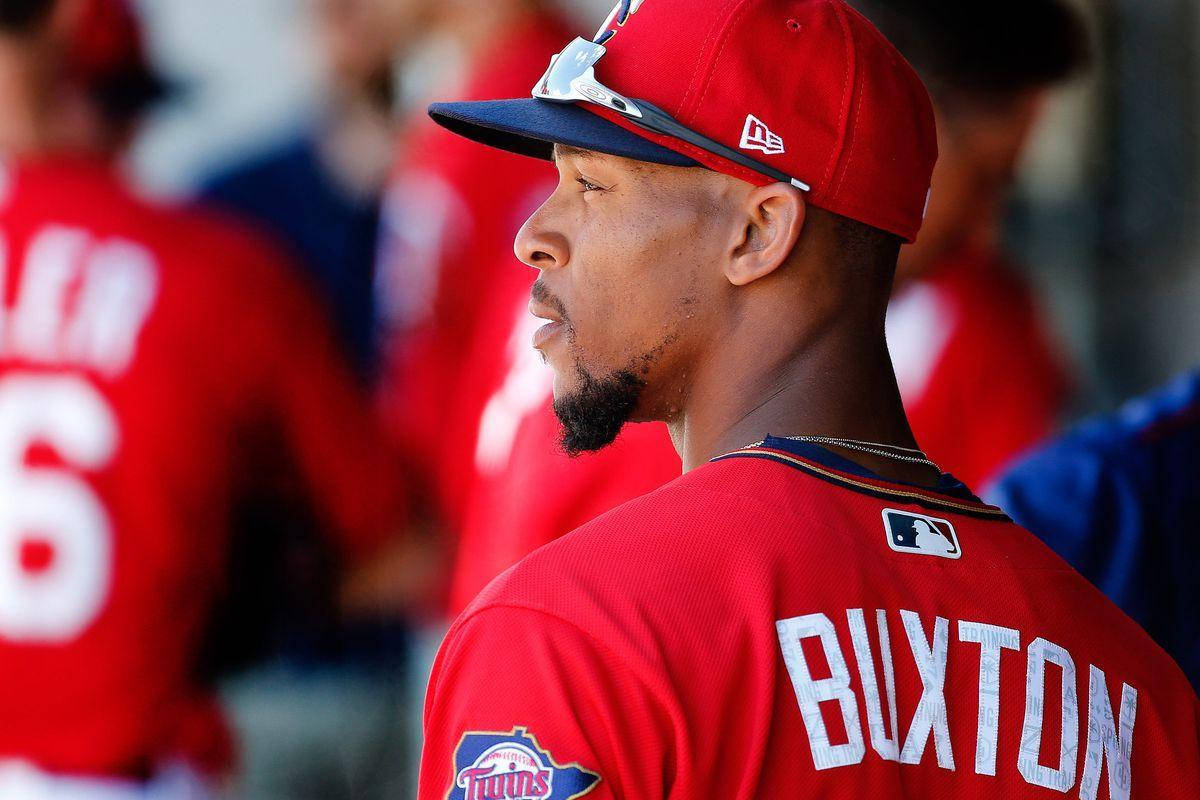 Byron Buxton Side Profile Wallpaper