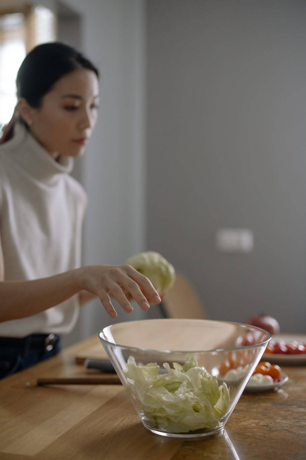 Cabbage On Glass Bowl Wallpaper