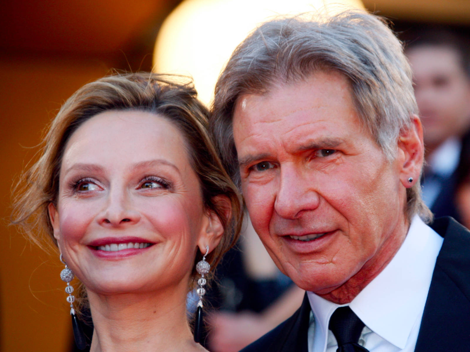 Calista Flockhart Harrison Ford Indiana Jones Premiere Wallpaper