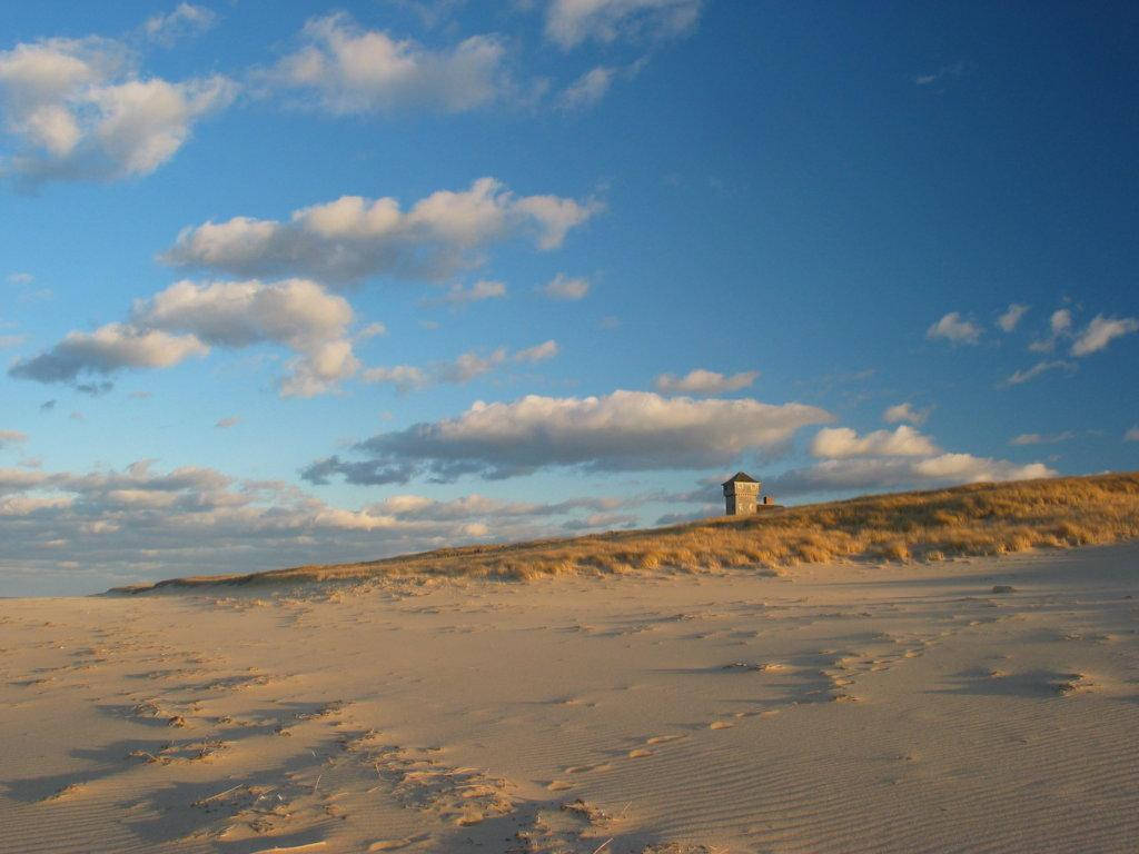 Cape Cod Lone House By The Shore Wallpaper