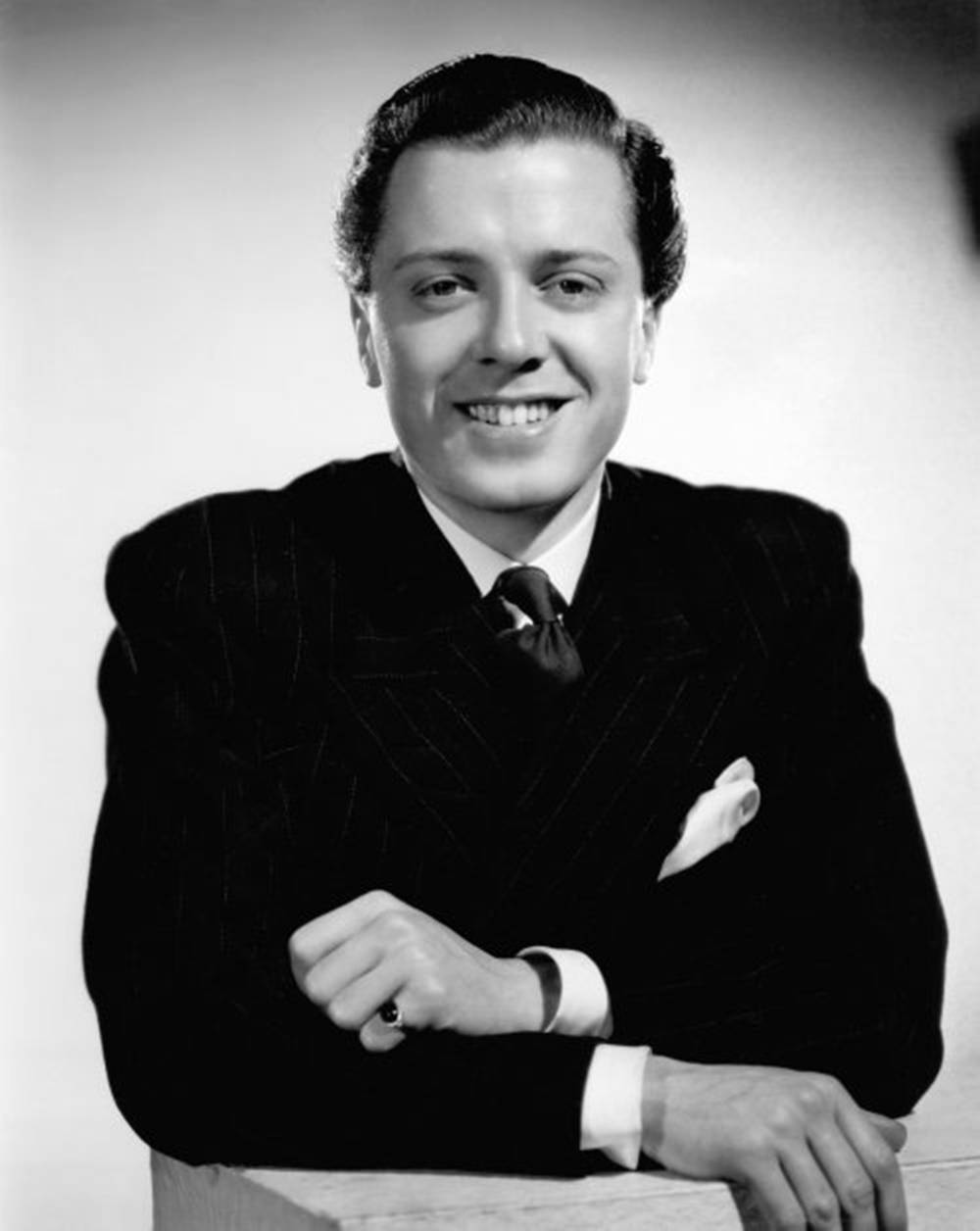 Caption: Legendary Director Richard Attenborough In A Classic Suit Wallpaper