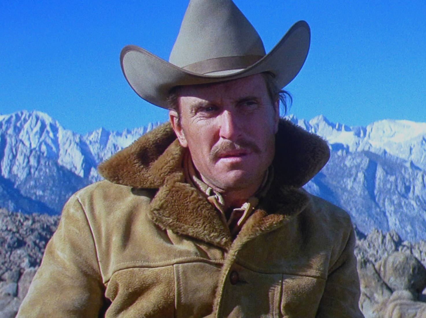 Caption: Robert Duvall As Frank Harlan In The Joe Kidd Movie Wallpaper