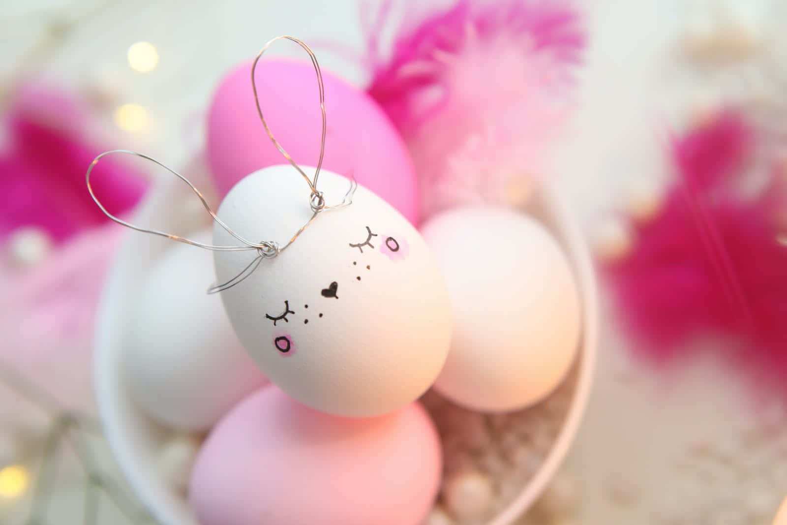 Celebrate The Joy Of Easter With A Beautiful Pastel-themed Celebration. Wallpaper