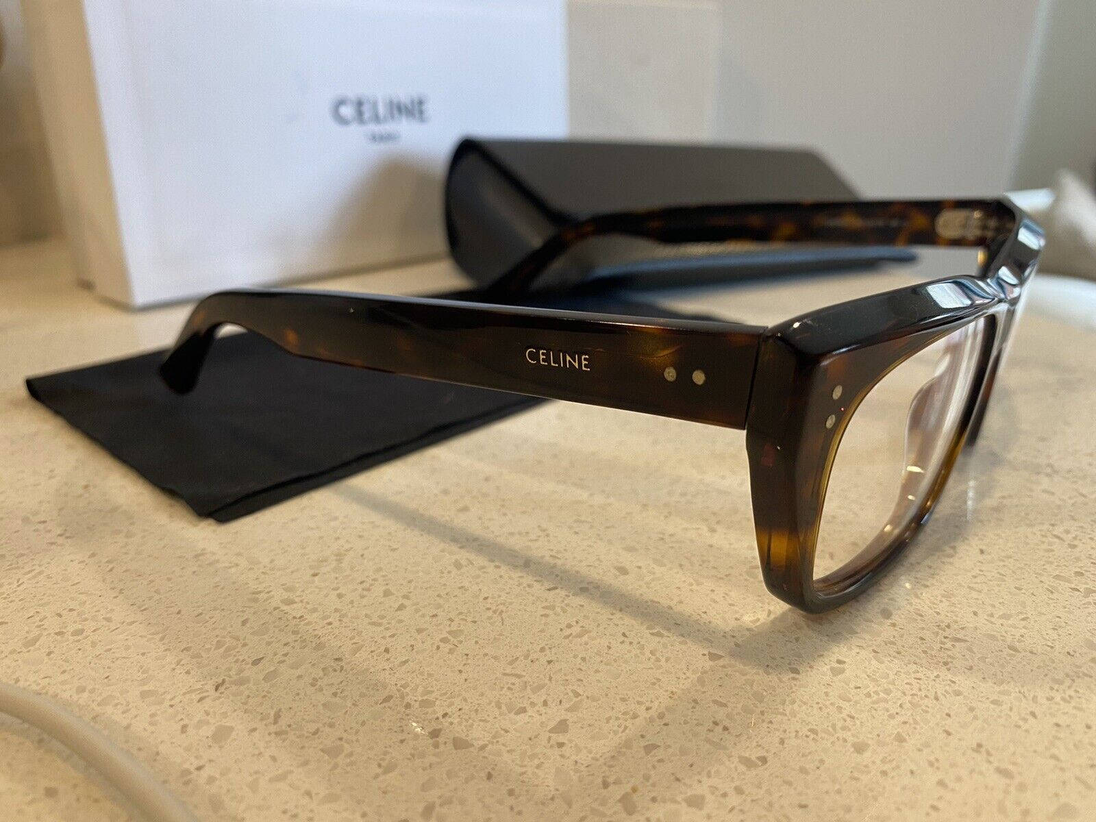 Celine Side View Eye Wear Wallpaper