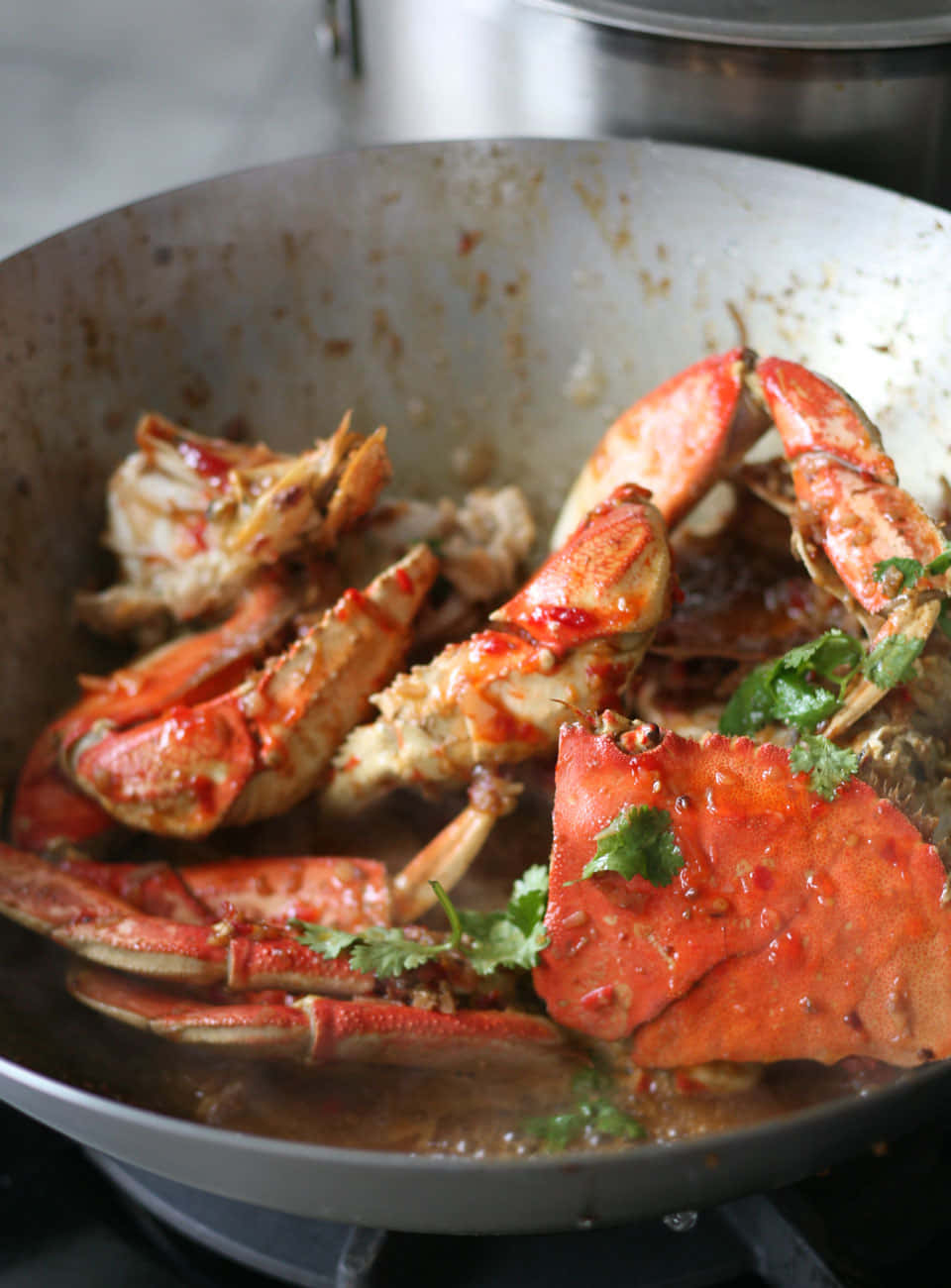 Chilli Crab In A Wok Wallpaper