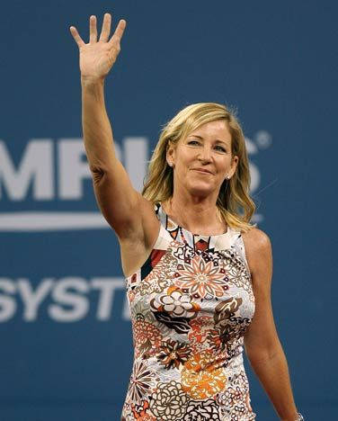 Chris Evert, Tennis Legend In Action Wallpaper