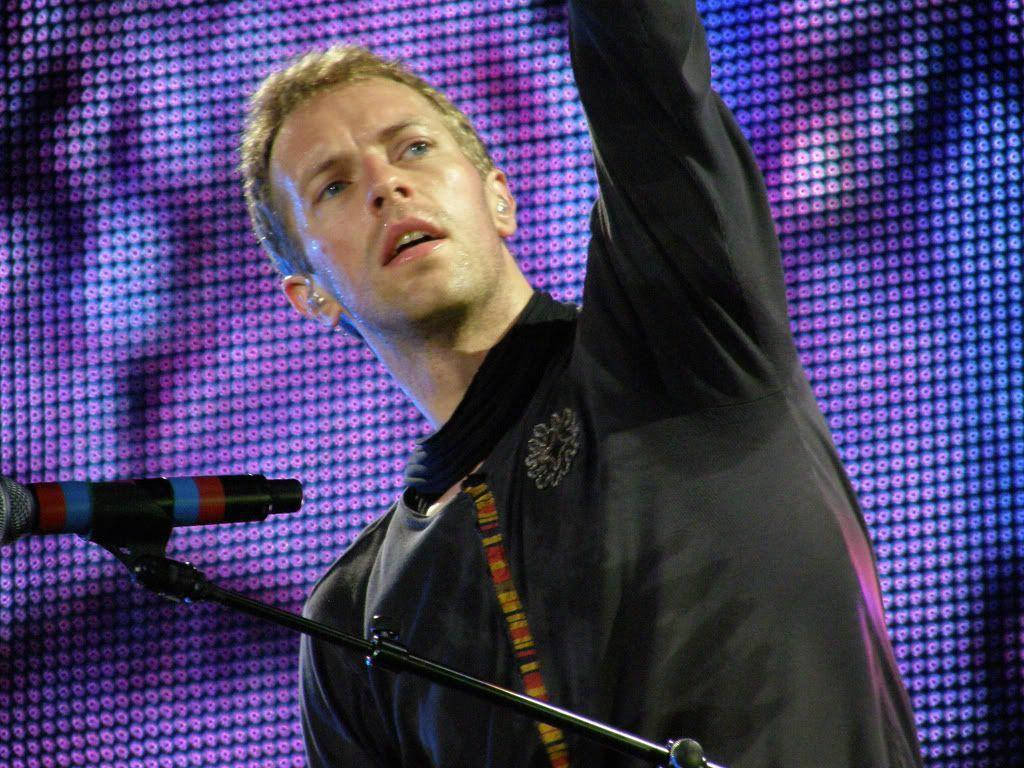 Chris Martin Performer Wallpaper