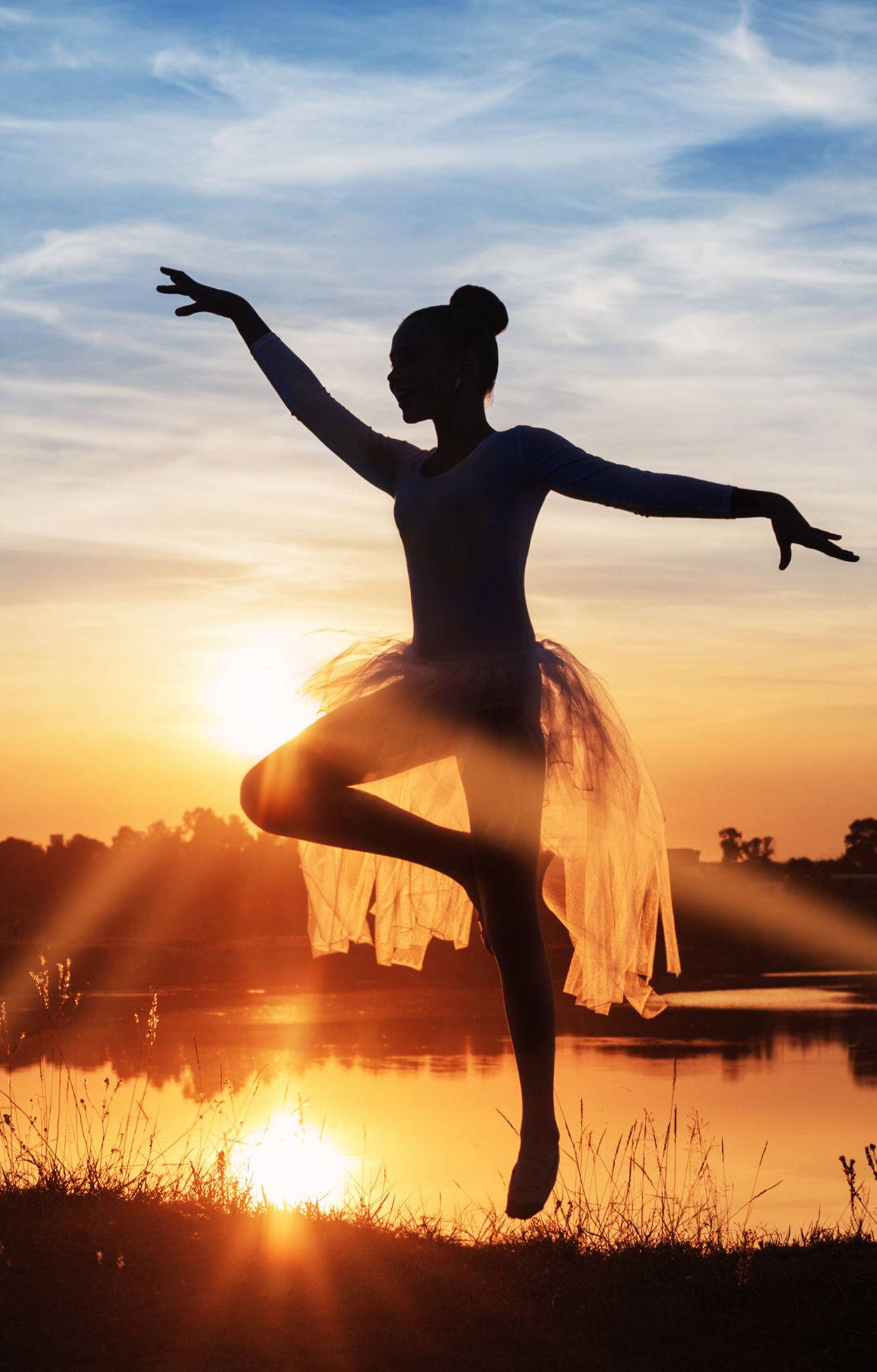 Cleveland Modern Ballet Dancer Sunset Wallpaper