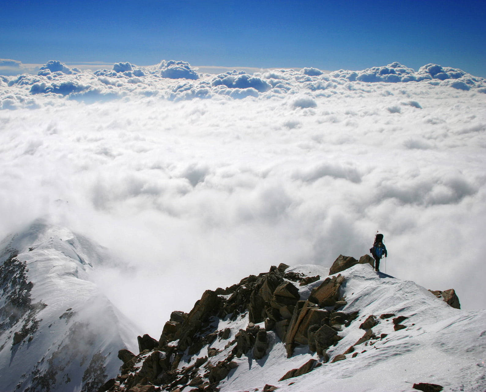 Cloudy Denali Peak Wallpaper